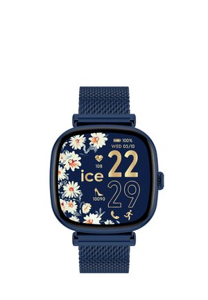 Smartwatch con cinturino a rete metallica blu, quadrante scuro floreale, ora 22:29, data mercoledì 05/10, frequenza cardiaca 108 e conteggio passi 10.090.