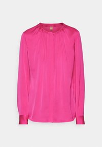 Rosa Seidenbluse mit langen Ärmeln, rundem Ausschnitt und vorderen Falten. Mit Satinknäufen, glatter Textur und lässiger Passform.