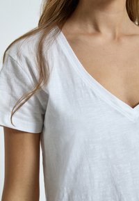 Desires DEDANNON TEE - T-shirts basic - white