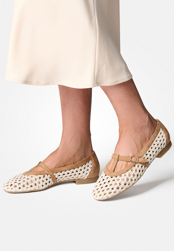 Riemchenballerina - diva royal nubuk natur sisal