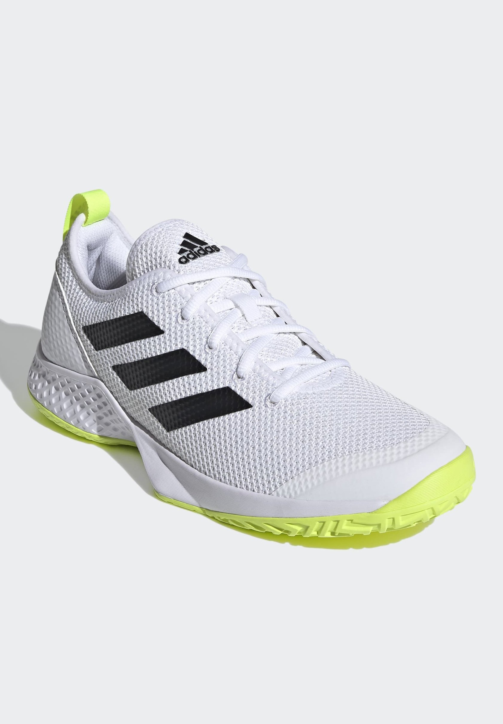 multi surface tennis shoes