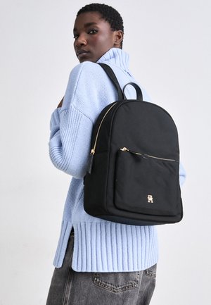 SPRING BACKPACK - Matkakott - black
