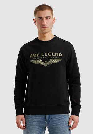 Felpa nera in cotone con collo a giro, che presenta la scritta dorata "PME LEGEND AMERICAN CLASSIC" e grafiche di ali sul davanti.