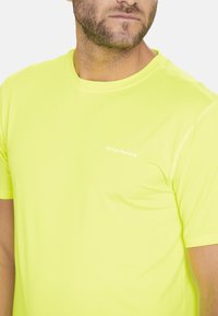 Endurance KULON M S S PERFORMANCE - T-shirt - bas - safety yellow