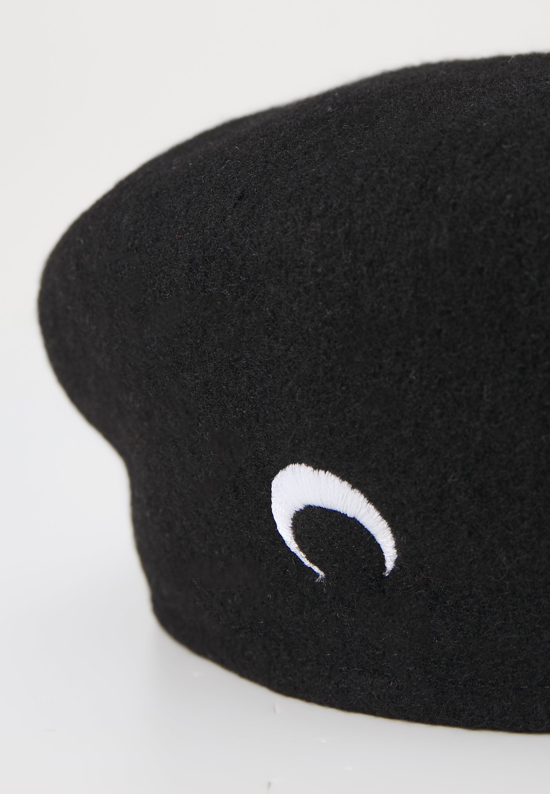 MARINE SERRE BERET UNISEX - Hat - black - Zalando.co.uk
