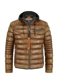Braune gepolsterte Jacke mit einem gesteppten Design, ausgestattet mit einer grauen Kapuze, zwei Reißverschlusstaschen und einem orangefarbenen Markenschild. Glatte Lederoptik.