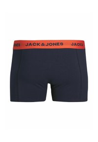 Marineblaue Baumwollboxershorts mit einem breiten elastischen roten Bund, der wiederholt mit "JACK & JONES"-Branding versehen ist. Enganliegendes Design.