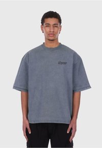 Dropsize - HEAVY OVERSIZE DOUBLE ARM  - Marškinėliai su spaudiniu - acid grey Miniatiūros vaizdas 1