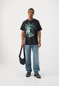 Only & Sons ONSSMART TEE - T-shirts print - black