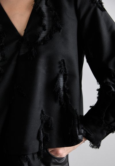 Stine Goya V NECK LONG SLEEVE - Blůza - jet black