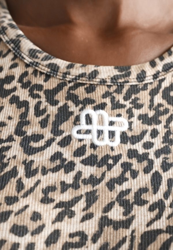 PANNA - Jersey dress - camel2