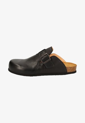 Schwarze Lederclogs mit einem Riemenverschluss, Korkfußbett und Gummisohle. Die Seiten sind offen und zeigen eine glatte Oberfläche sowie natürliche Akzente.