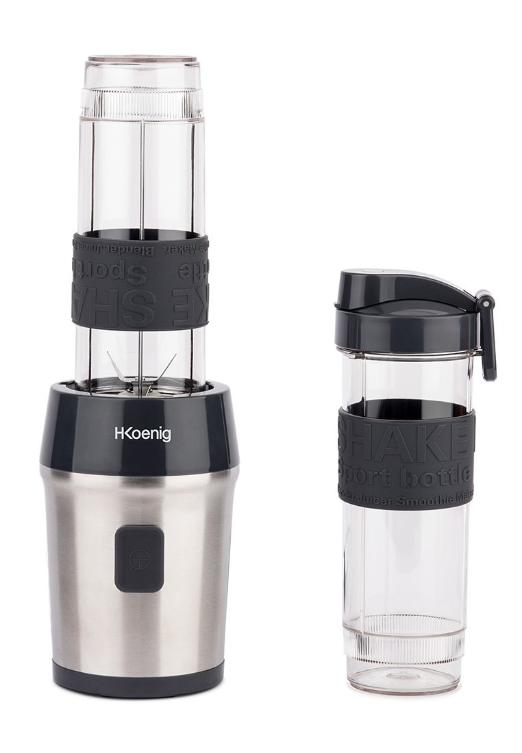 Batidora H.Koenig con base de acero inoxidable, acentos de plástico negro y un jarro de mezcla transparente; incluye una botella shaker a juego.