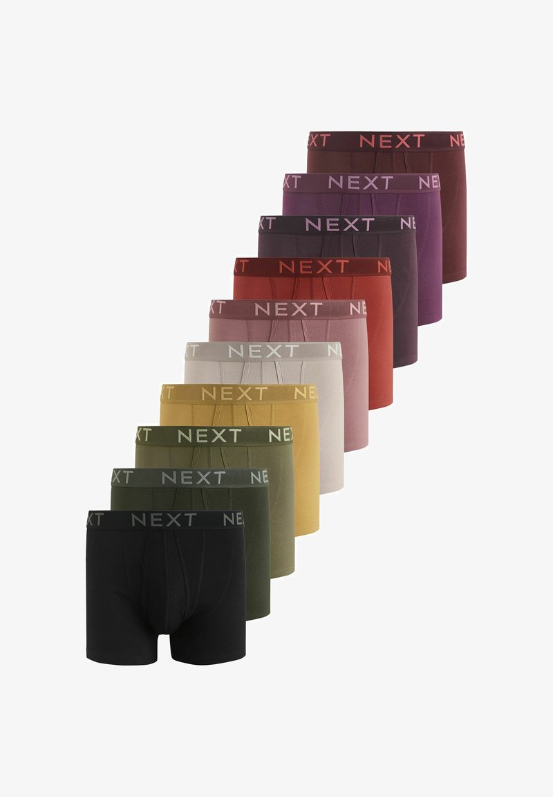 Boxeri în diverse culori, confecționați dintr-un material moale, cu talie elastică inscripționată „NEXT” și un design ajustat. Culorile variază de la negru la nuanțe pământii.
