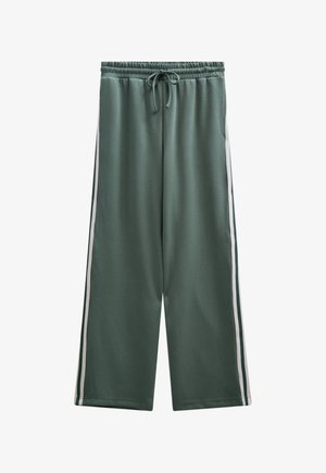 Groene wijde broek gemaakt van zachte stof met een tailleband met trekkoord en witte strepen aan de zijkant. Casual ontwerp geschikt voor dagelijks gebruik.