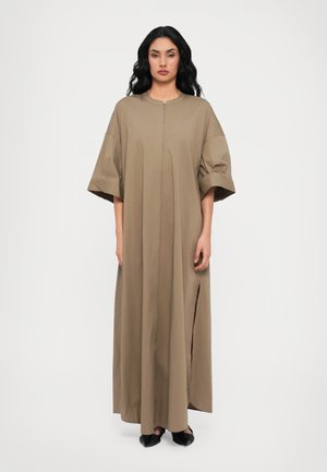 ENZO MAXI DRESS - Skjortekjole - taupe