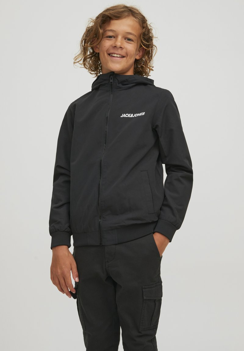 Jack & Jones Junior - JJERUSH BLOCKING HOOD - Könnyű dzseki - black, Nagyítás