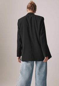 THE SET Sacou - black