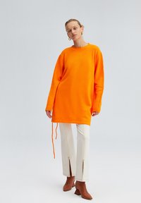 Touché Privé Vesta - orange