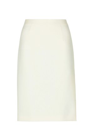 Bela krilna krila do kolen z gladko teksturo, ki ima dve sprednji žepi in prilegajočo silhueto. Minimalističen dizajn brez vzorcev ali okraskov.