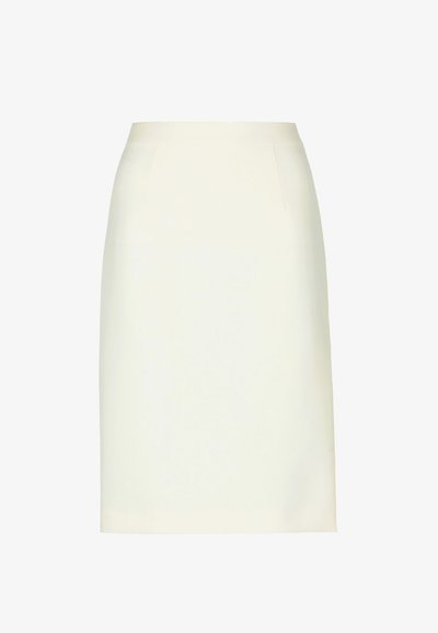 Valkoinen polven pituinen hame, jossa on sileä pinta, ja joka on varustettu kahdella etutaskulla ja istuvalla siluetilla. Minimalistinen muotoilu ilman kuvioita tai koristeita.