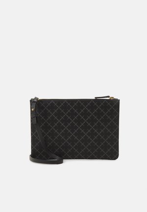 Svart skinnclutch med et strukturert diamantmønster, gullglidelås og avtakbar stropp. Glatt overflate og rektangulær form.