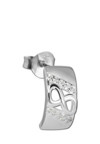 Boucle d'oreille en argent présentant un design infini avec une surface polie et des strass transparents disposés en forme de rectangle courbé.