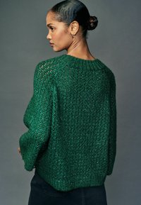 Next SEQUIN HALF SLEEVE - Pulóver - green emerald sparkle