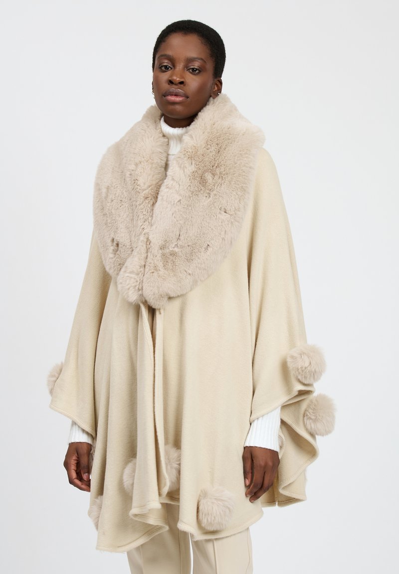 INFLUENCER POMPOM - Cape - beige