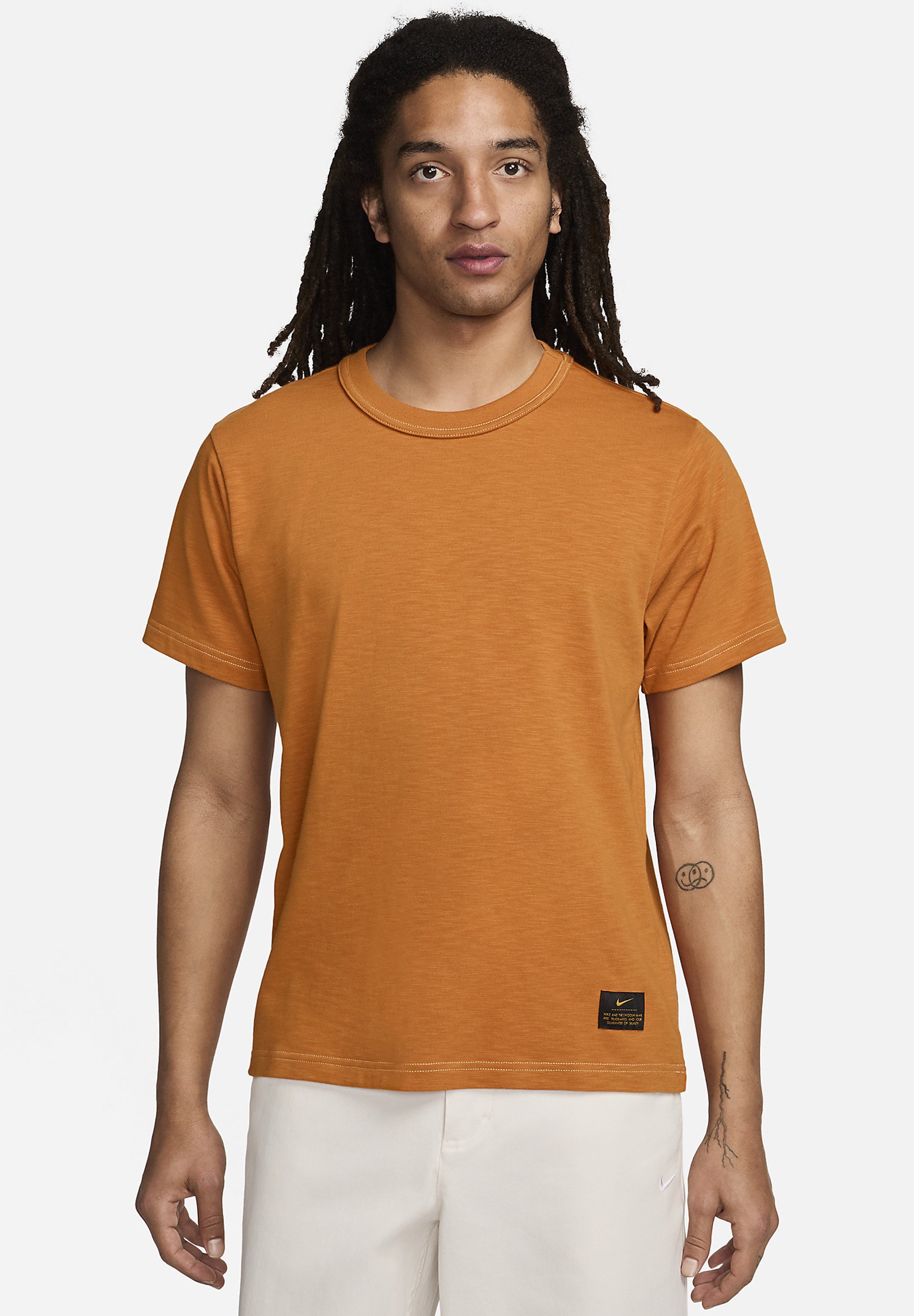 nike sesame crew neck