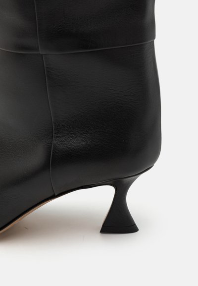 Alexandre Birman BRENA BOOT - Čižmy - black