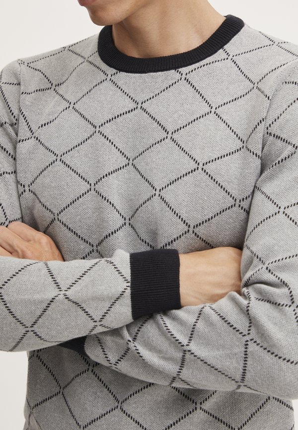 BHNison - Jumper - stone mix2