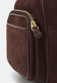 Zign LEATHER - Torba čez telo - dark brown