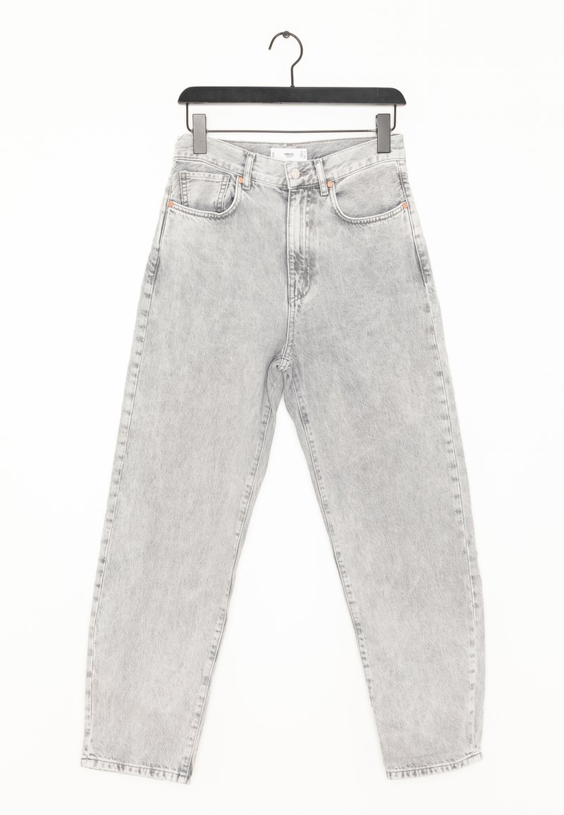 Jean en denim gris clair avec une taille haute, jambes droites et un style classique à cinq poches ; présente des accents de couture orange subtils.