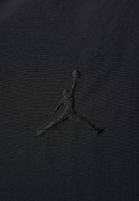 RENEGADE ESSENTIALS - Bomberjacks - black
