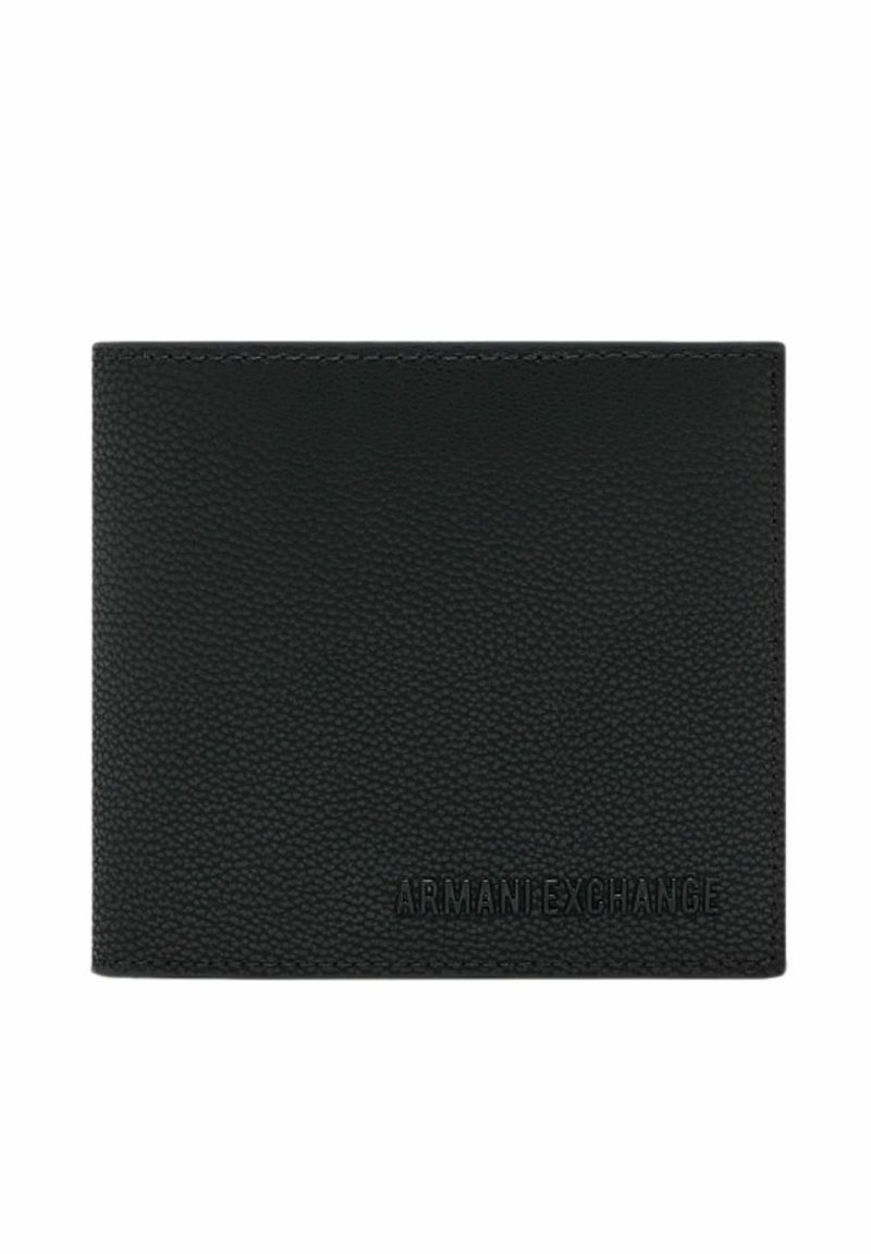 Billetera de cuero negro con superficie texturizada. Presenta el nombre de la marca en relieve "ARMANI EXCHANGE" en la parte inferior frontal. Diseño plegado.