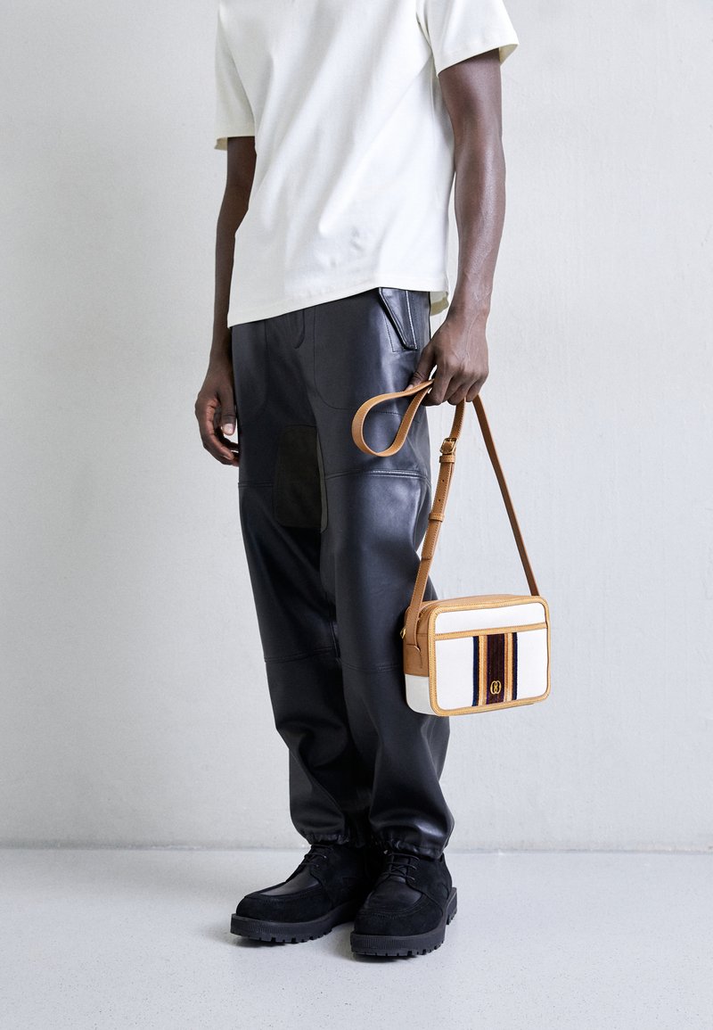 Bally DAY OUT UNISEX - Across body bag - natural/deserto/oro/brown ...