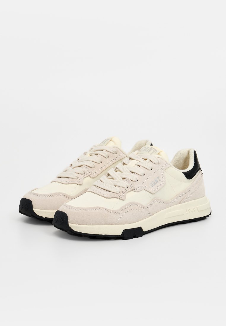 Sneaker low