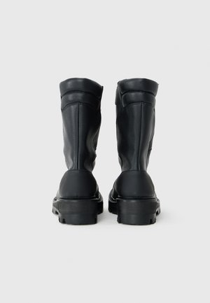 Rankning 15: GmbH - AEON UNISEX - Stövel