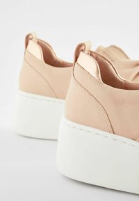 Next Scarpe senza lacci - beige