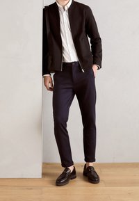 Lindbergh Chinos - dark blue