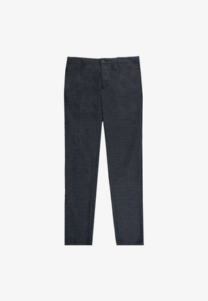 Pantalones azul oscuro hechos de tejido texturizado. Diseño ajustado con un acabado suave y cierre clásico en la cintura que cuenta con un único botón frontal.