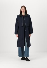 Object OBJPHOEBE COAT 2 IN 1 - Trench - sky captain