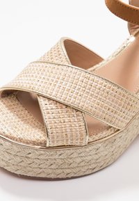 River Island Sandály na vysokém podpatku - nude