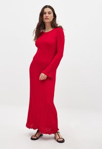 Svetrík - red