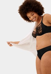 Marks & Spencer Bøjle-bh - black