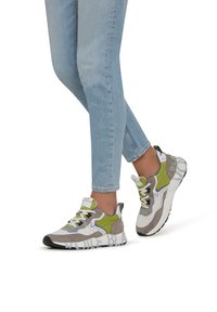 Voile Blanche Sneaker low - weiß grau