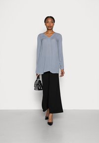 Kaffe KAAMBER V-NECK - Túnica - tradewinds