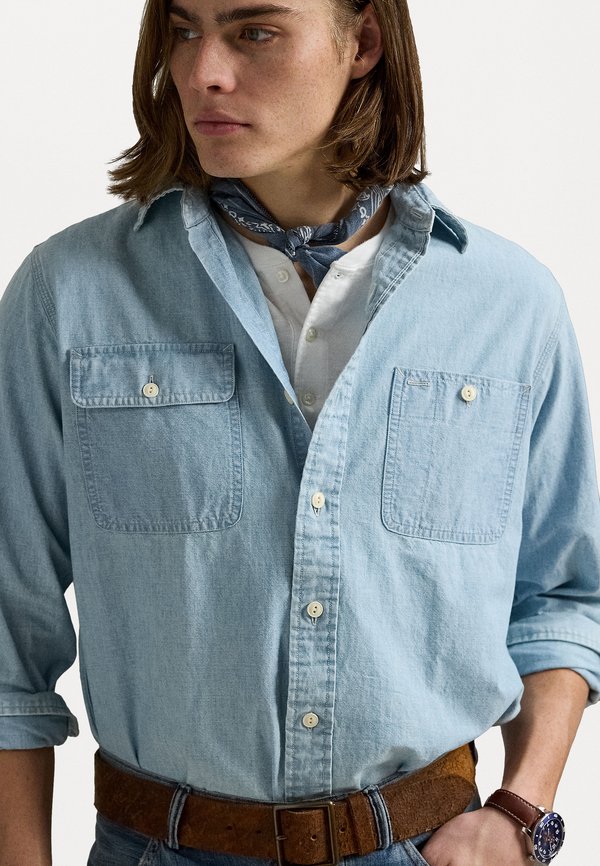 CLASSIC FIT CHAMBRAY WORKSHIRT - Shirt - indigo3