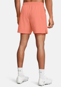 Under Armour CHALLENGER PRO - Pantalón corto de deporte - flare orange